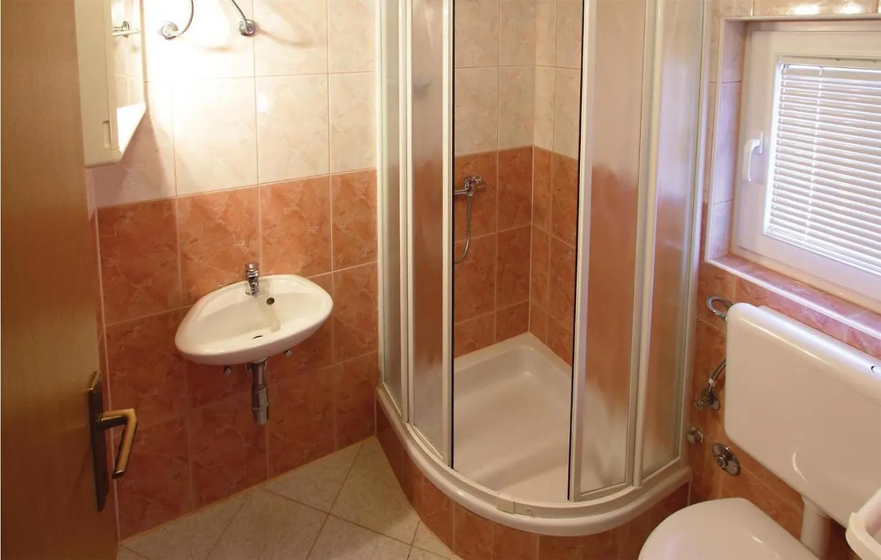 Beautiful Apartment In Pula With Wifi