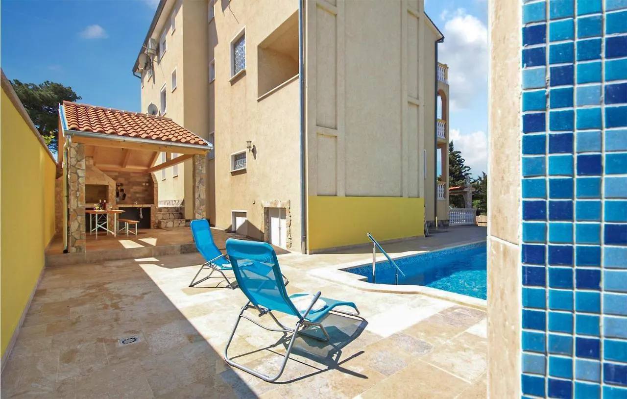 Beautiful Apartment In Pula With Wifi